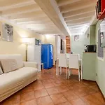 Apartment Charming Mezzanino