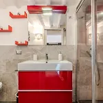 Charming Mezzanino Apartment *