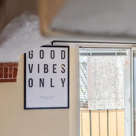 شقة Charming Mezzanino سيينا