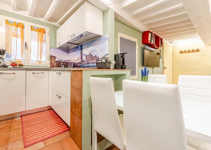 Apartman Charming Mezzanino *